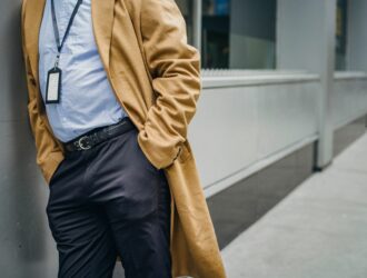 Manteau en laine pour homme : bien lire l'étiquette avant d'acheter cet hiver