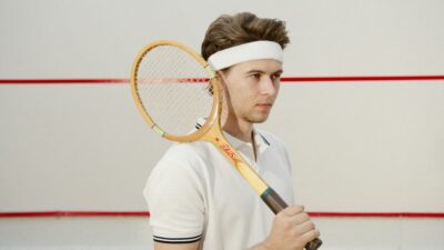 Lacoste et le Rolex Paris Masters 2026 : une collection monochrome entre court et ville